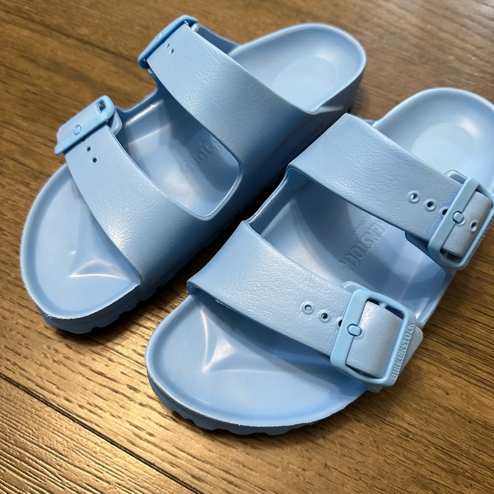 Women Birkenstock Arizona EVA two strap sandal. Size 38. Like new! Light blue.